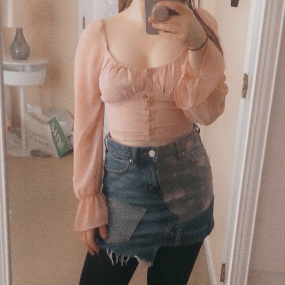 (TRADED) Cute F21 Baby Pink Button Front Crop Top